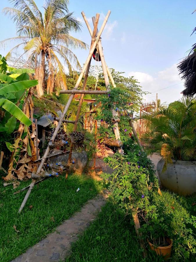 Tortuga Guesthouse กำปอต ภายนอก รูปภาพ