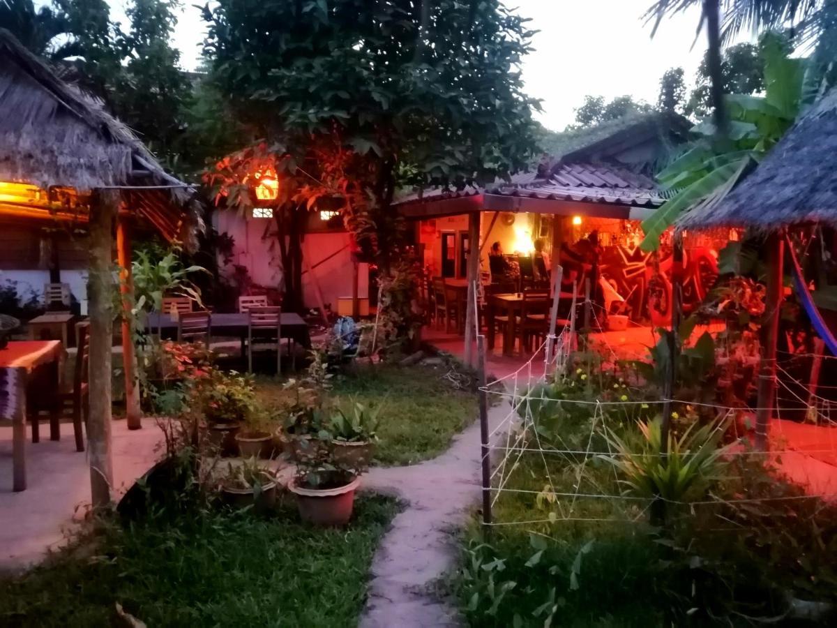 Tortuga Guesthouse กำปอต ภายนอก รูปภาพ